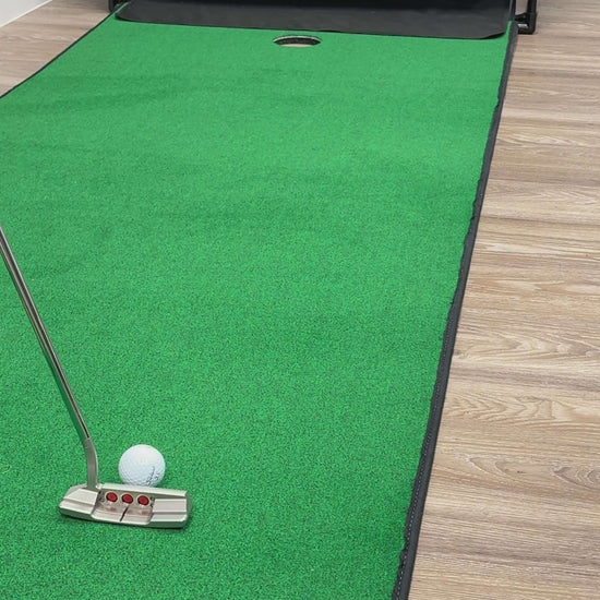 Putting on the Wedge Game putting mat